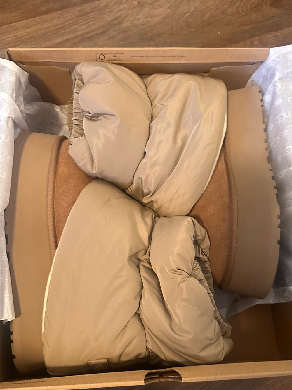 Ugg mini dipper puffer boot